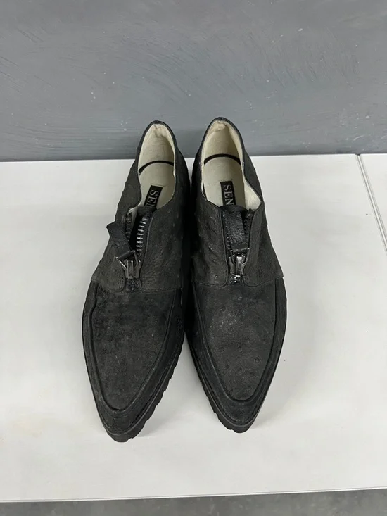 SENSO Black Ostrich Zip-Top Loafers - Picture 4 of 11